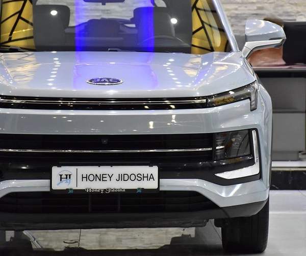 JAC JS4 1.5T ( 2023 Model ) in Blue Color GCC Specs