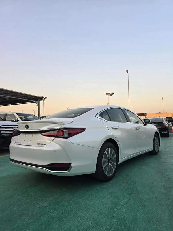 Lexus ES300h