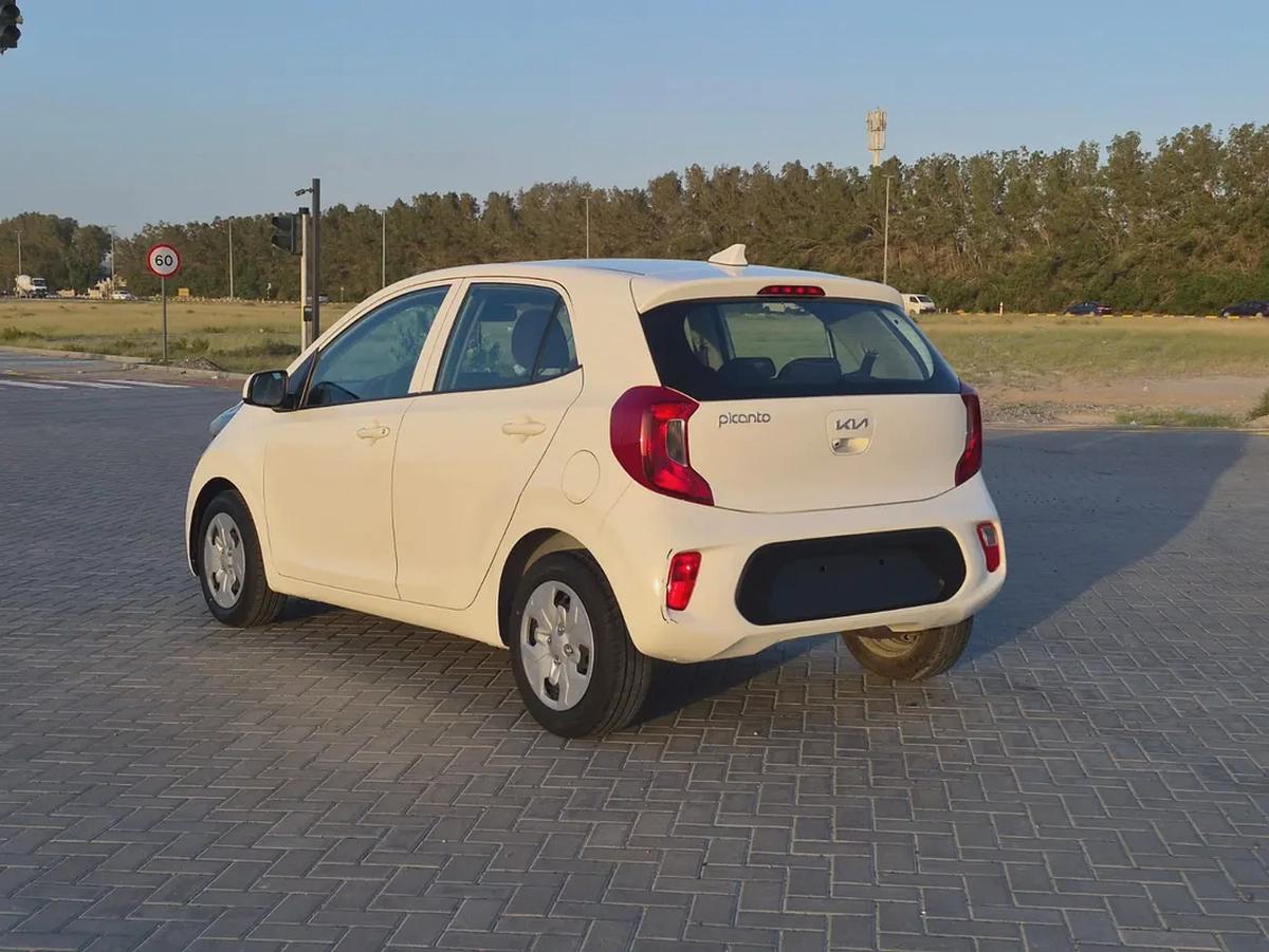 2023 Kia Picanto - GCC Specs - Monthly Installment 615 aed-18-18