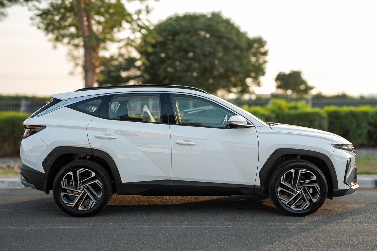 Hyundai Tucson 2025 | GCC | Panoramic Roof | Immediate Delivery | Best Price UAE-23-23