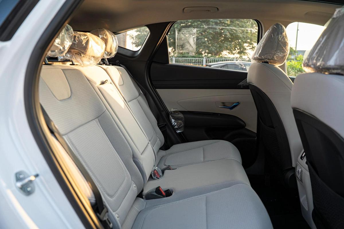 Hyundai Tucson 2025 | GCC | Panoramic Roof | Immediate Delivery | Best Price UAE-6-6