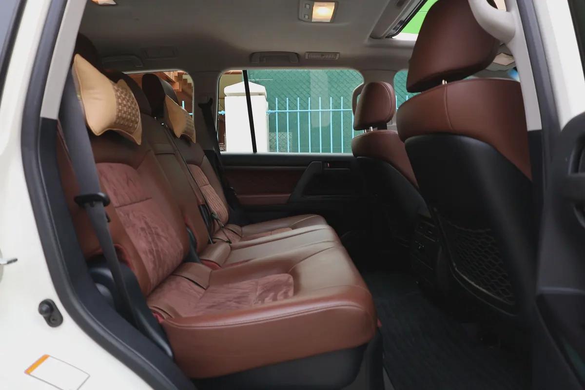 TOYOTA LAND CRUISER-GXR GRAND TOURING-2019-148000KM-GCC SPECS-EXCELLENT CONDITION-18-18