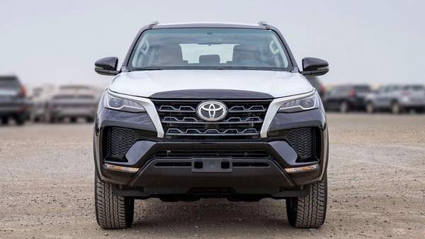 Toyota Fortuner Toyota Fortuner 2.7L Petrol 4X4 MY2025