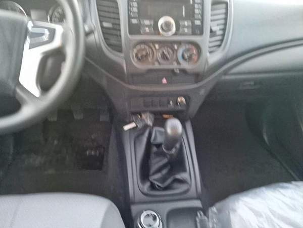 Mitsubishi L200 L200 DIESEL 4WD Manual Full option
