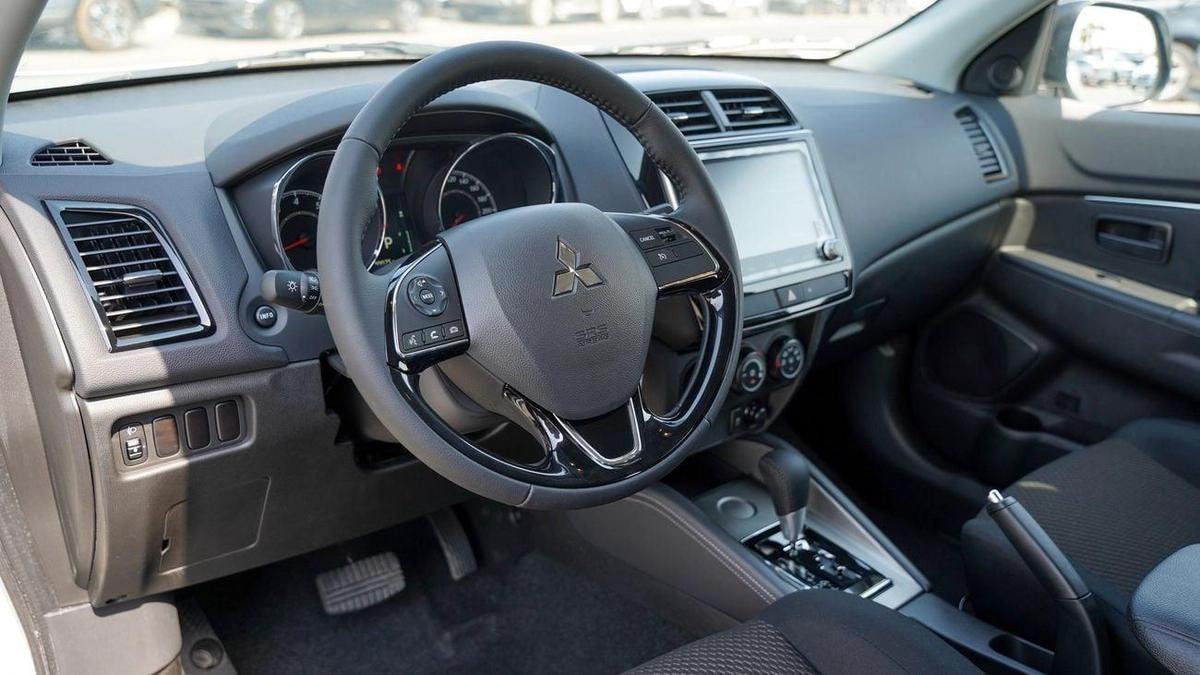 Mitsubishi ASX Brand New Mitsubishi ASX Basic GLX 2026 Export 2.0 2WD Petrol A/T|White/Black|ASX-BASIC-AW-26|-4-4