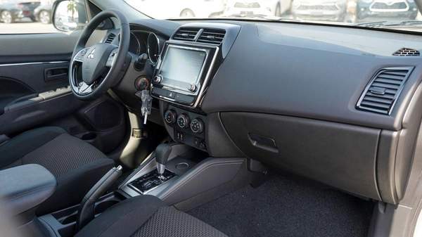 Mitsubishi ASX Brand New Mitsubishi ASX Basic GLX 2026 Export 2.0 2WD Petrol A/T|White/Black|ASX-BASIC-AW-26|