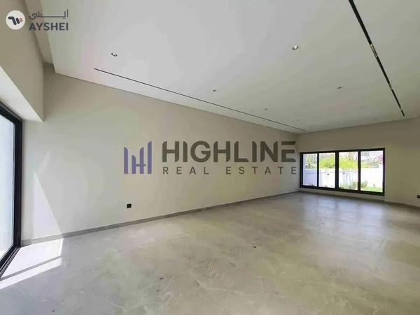 Exclusive 4-Bedroom Luxury Villa Near the Beach