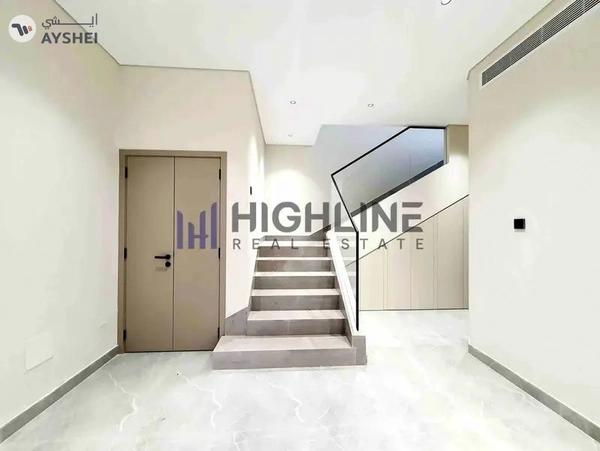 Exclusive 4-Bedroom Luxury Villa Near the Beach