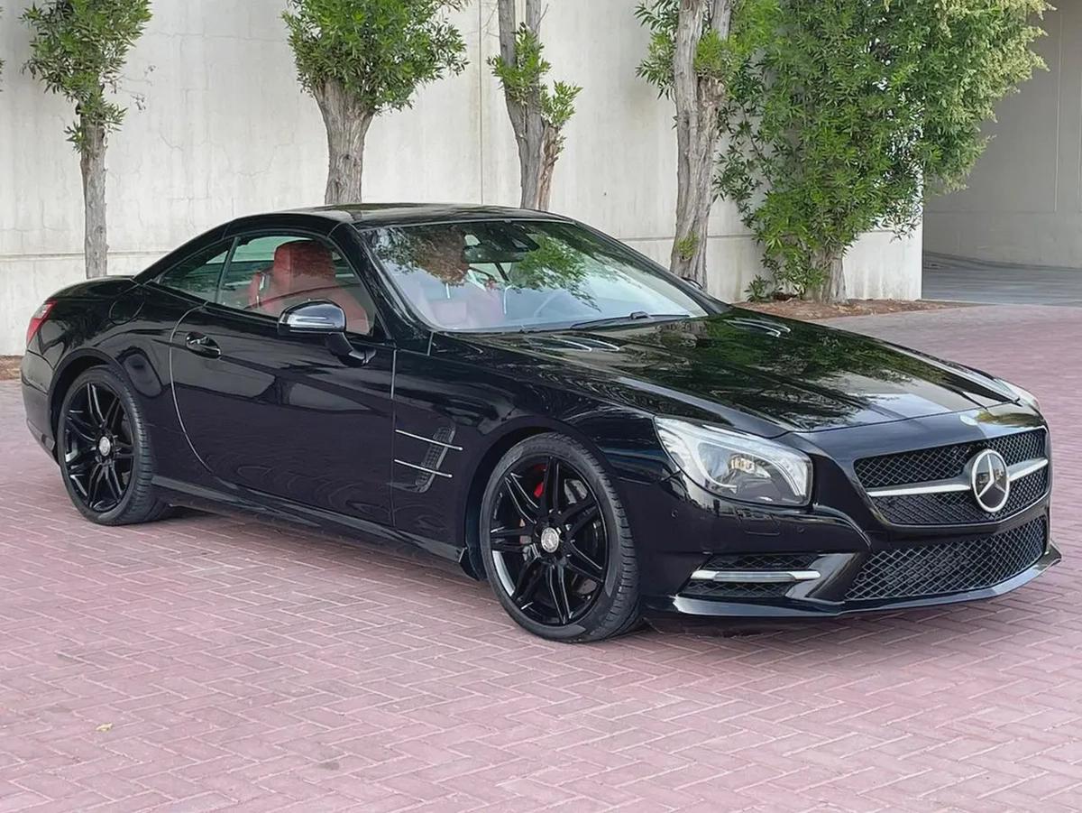 MERCEDES BENZ SL500-2016-( HARD TOP CONVERTIBLE )-135000KM-GCC SPECS-EXCELLENT CONDITION-3-3