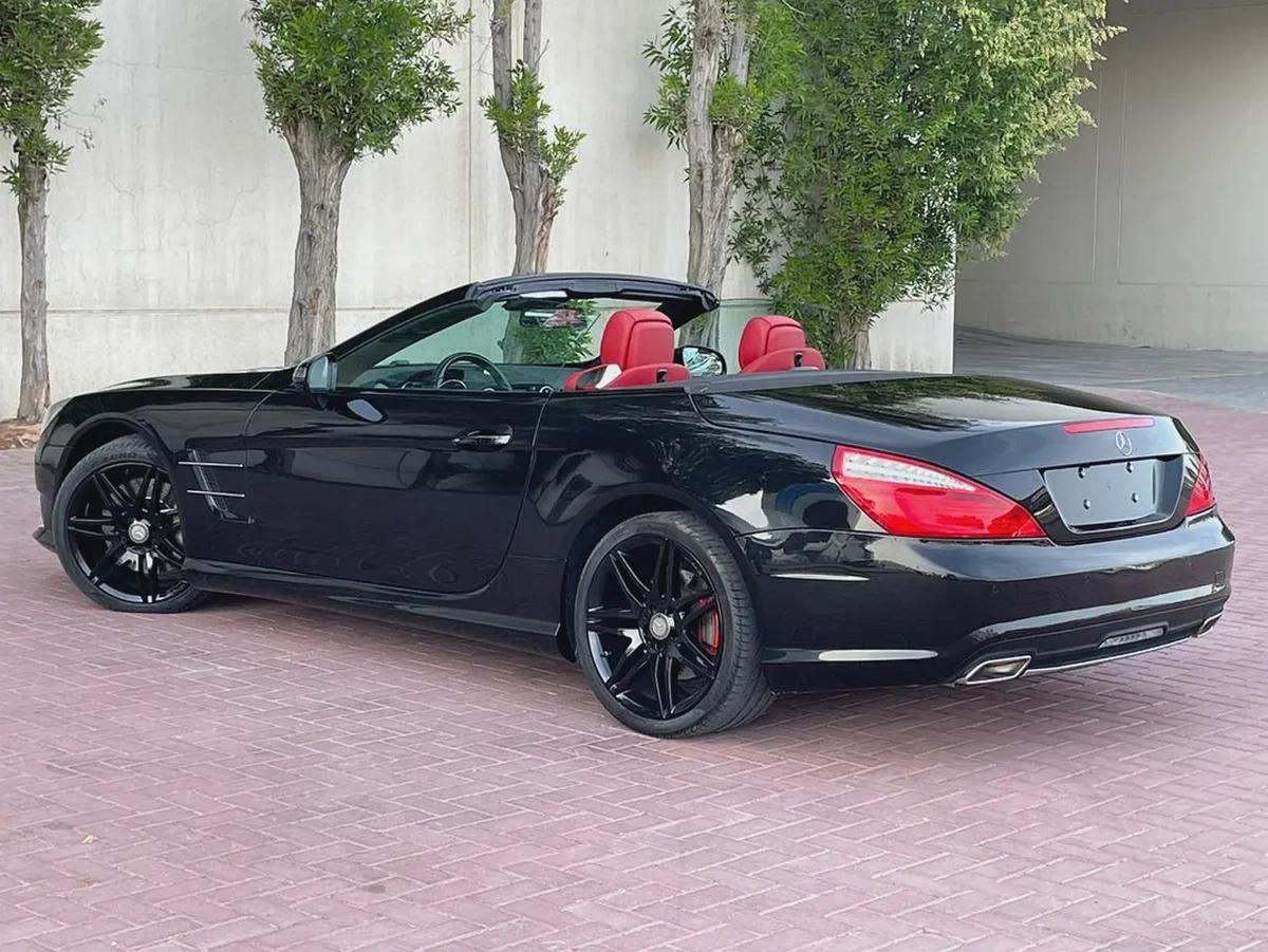 MERCEDES BENZ SL500-2016-( HARD TOP CONVERTIBLE )-135000KM-GCC SPECS-EXCELLENT CONDITION-5-5