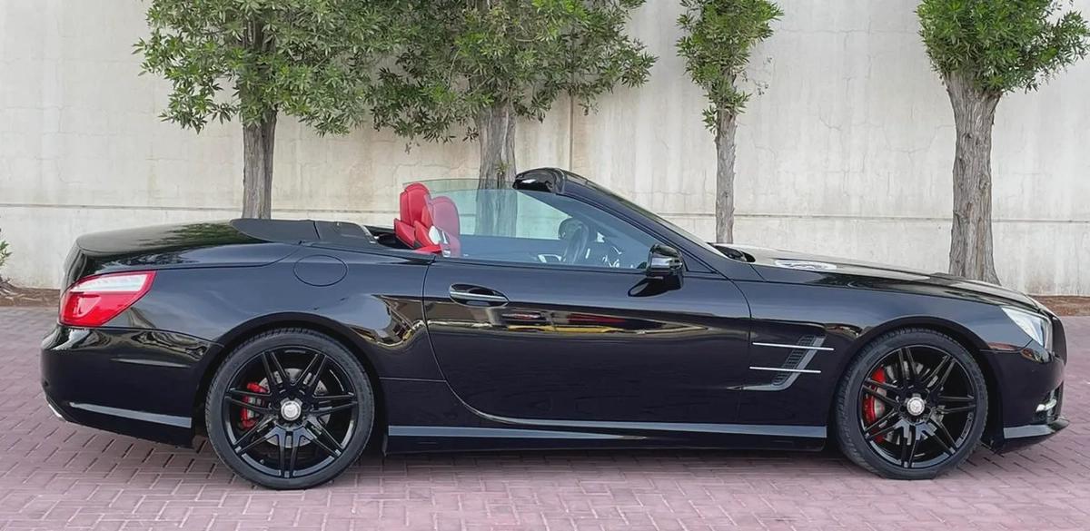 MERCEDES BENZ SL500-2016-( HARD TOP CONVERTIBLE )-135000KM-GCC SPECS-EXCELLENT CONDITION-8-8