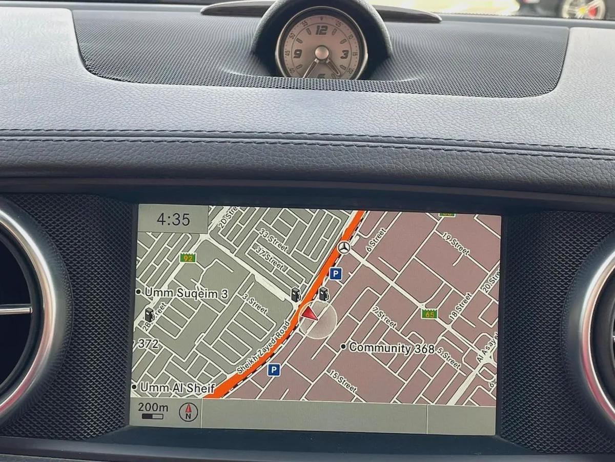 MERCEDES BENZ SL500-2016-( HARD TOP CONVERTIBLE )-135000KM-GCC SPECS-EXCELLENT CONDITION-15-15