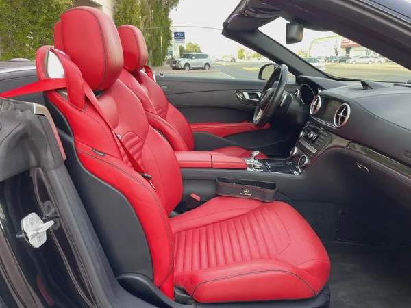 MERCEDES BENZ SL500-2016-( HARD TOP CONVERTIBLE )-135000KM-GCC SPECS-EXCELLENT CONDITION