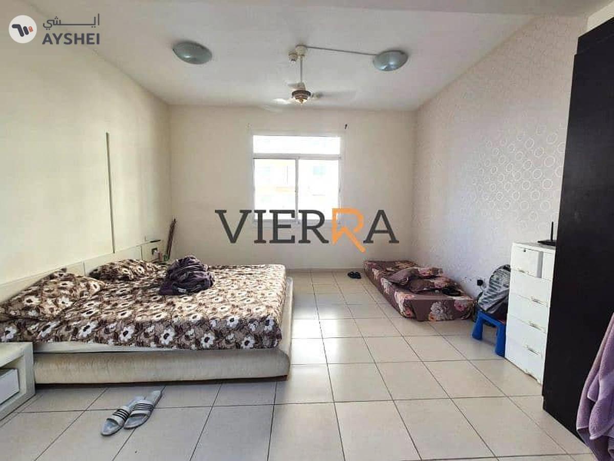 Mazaya 10A, Queue Point, Liwan, Dubai-1-1