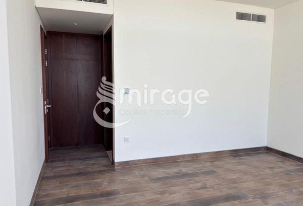 Modern Architecture | Vacant 5BR Villa | Souk