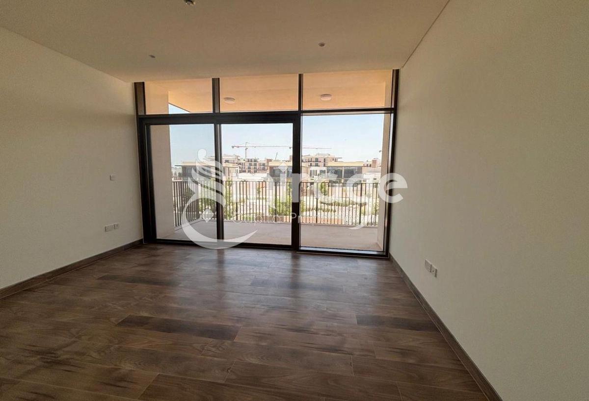 Modern Architecture | Vacant 5BR Villa | Souk-5-5