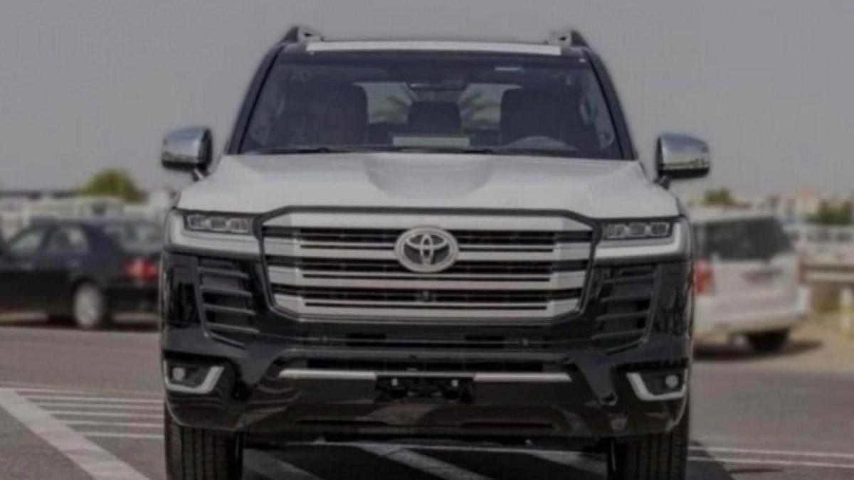 Toyota Land Cruiser VXR 3.5L PETROL 2026-1-1