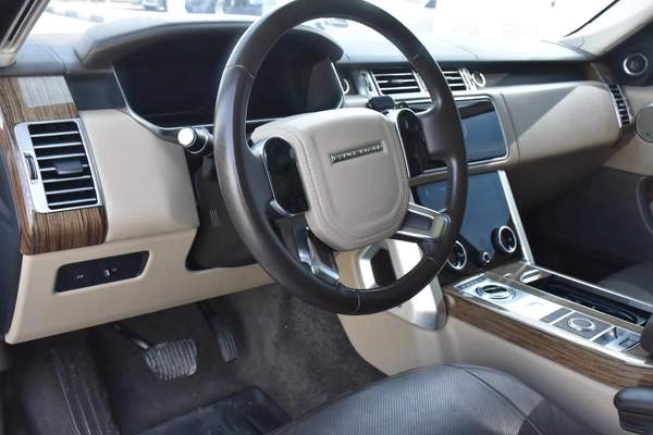 RANGE ROVER SE 2019 | WHITE