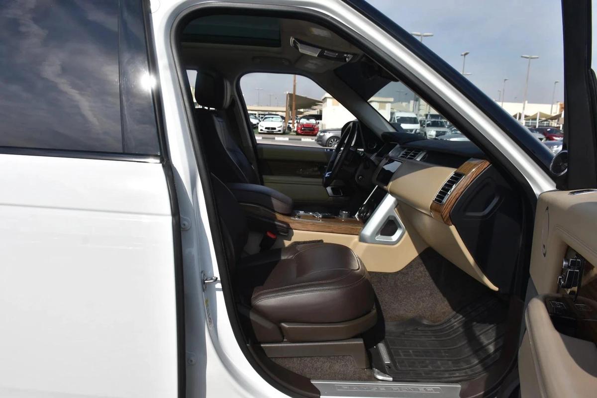 RANGE ROVER SE 2019 | WHITE-5-5