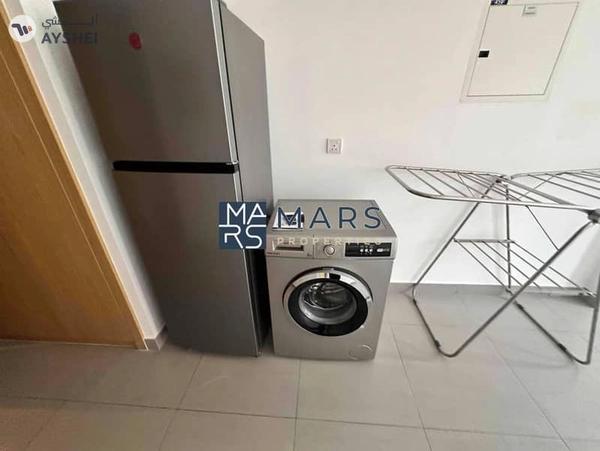 BRAND NEW STUDIO WITH KITCHEN APPLIANCES L