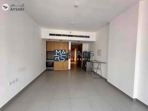 BRAND NEW STUDIO WITH KITCHEN APPLIANCES L