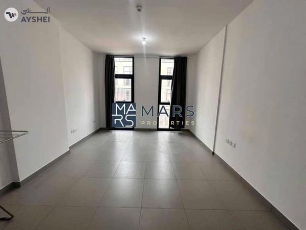 BRAND NEW STUDIO WITH KITCHEN APPLIANCES L