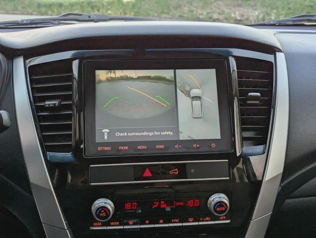 MITSUBISHI MONTERO SPORT 2021 GLS TOP LINE FULL OPTION GCC IN EXCELLENT CONDITION-4-4