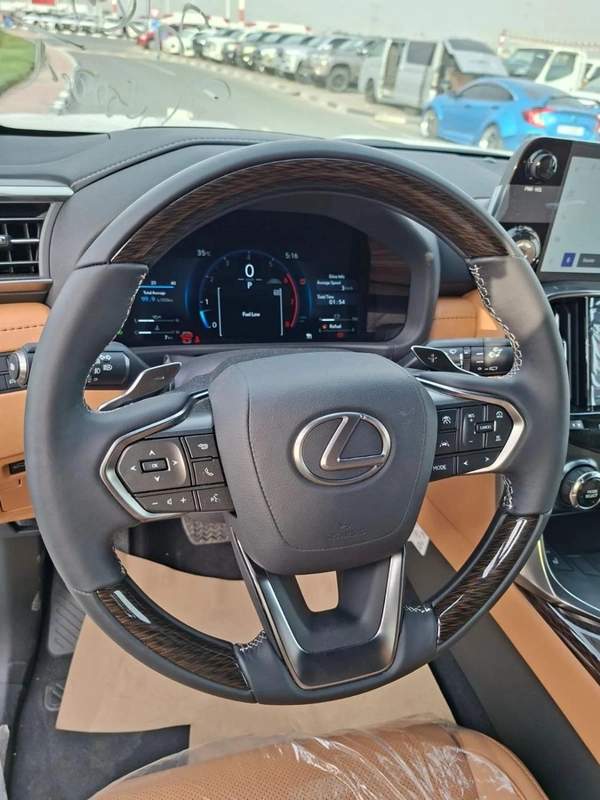 Lexus LX600 LEXUS LX600 SIGNATURE 2026 SAUDI SPECS
