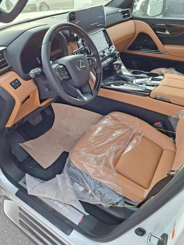 Lexus LX600 LEXUS LX600 SIGNATURE 2026 SAUDI SPECS