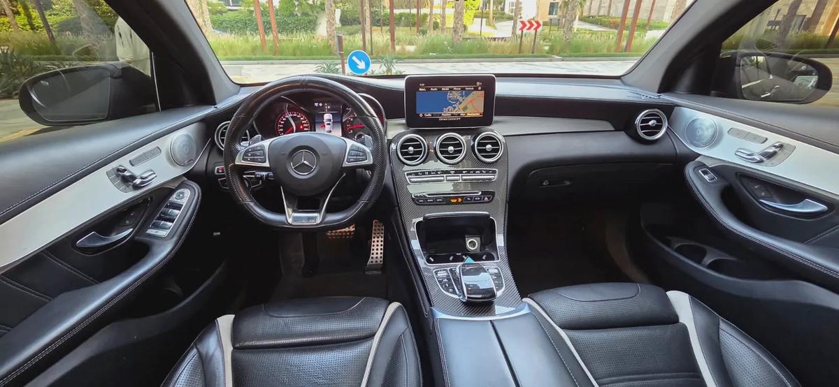 2019-Mercedes Benz GLC 63S AMG-Full option-Excellent Condition-9-9