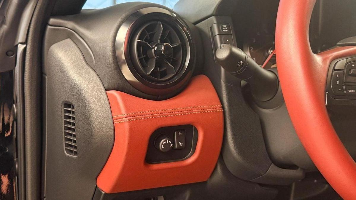 Nissan GTR Nissan GT-R 2019 - Fully Loaded-9-9