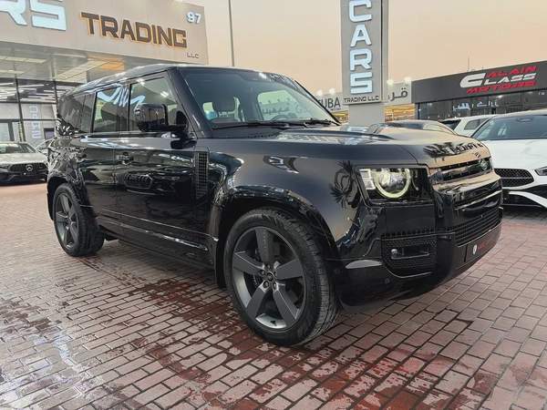 2025. Defender V8. P525.