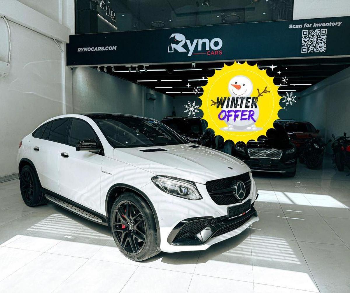 Massive Price Drop!!! // AED 2,800 // 20%DP // 2019 Mercedes-Benz GLE 63 Coupe 5.5L V8-0-0