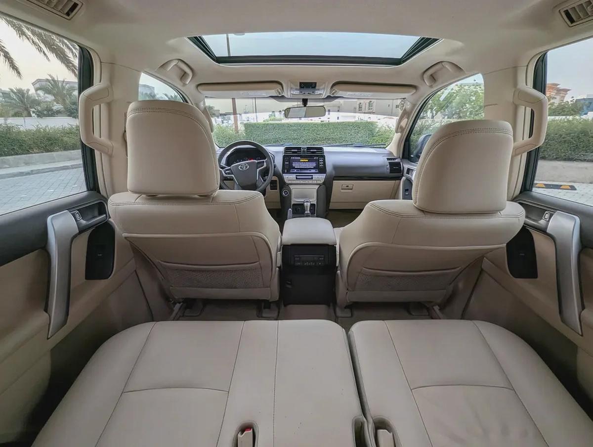 Toyota Prado VXR 2018 Full Option-V6 4.0L - GCC Specs - Well Maintained-3-3