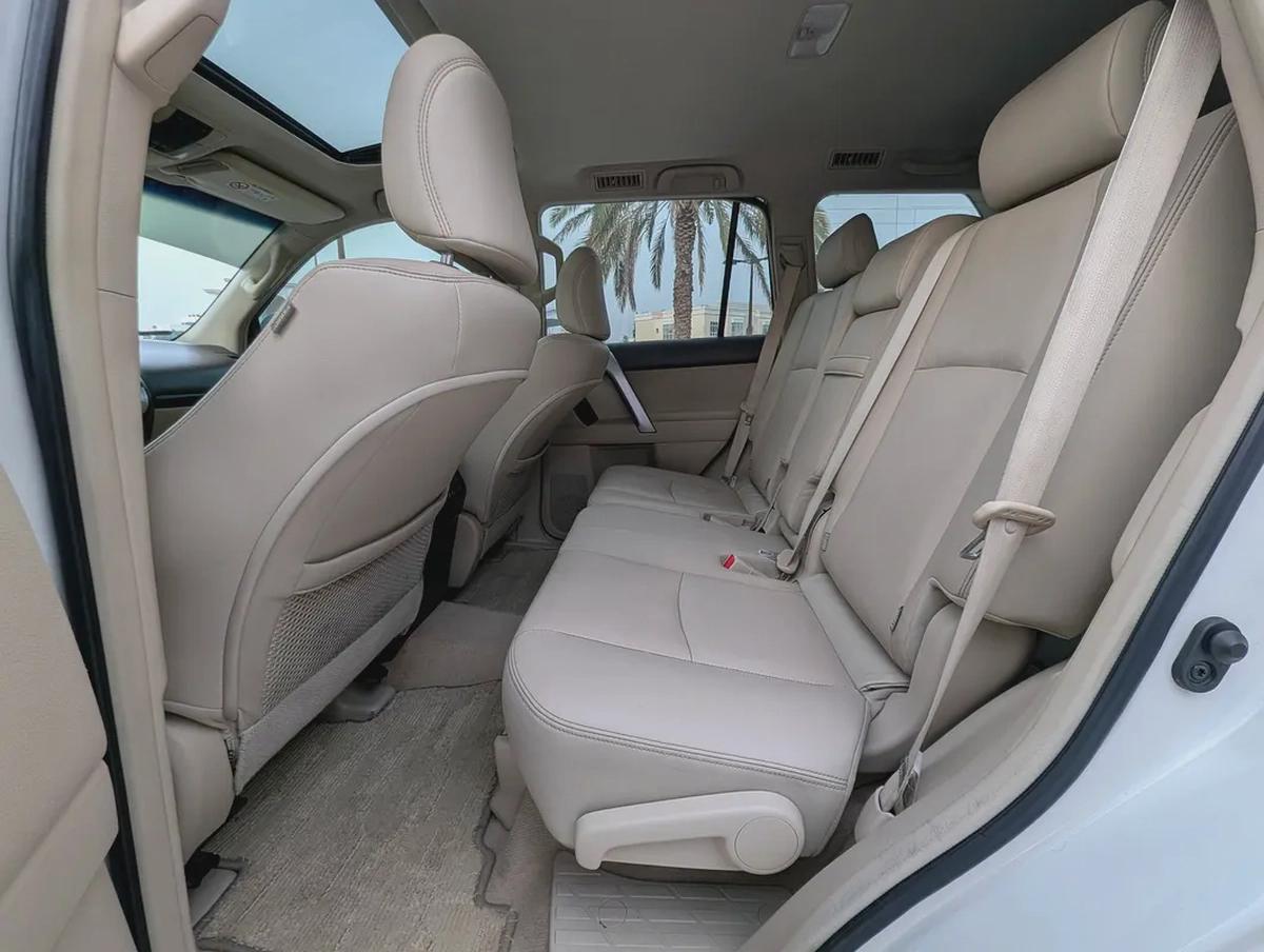 Toyota Prado VXR 2018 Full Option-V6 4.0L - GCC Specs - Well Maintained-5-5
