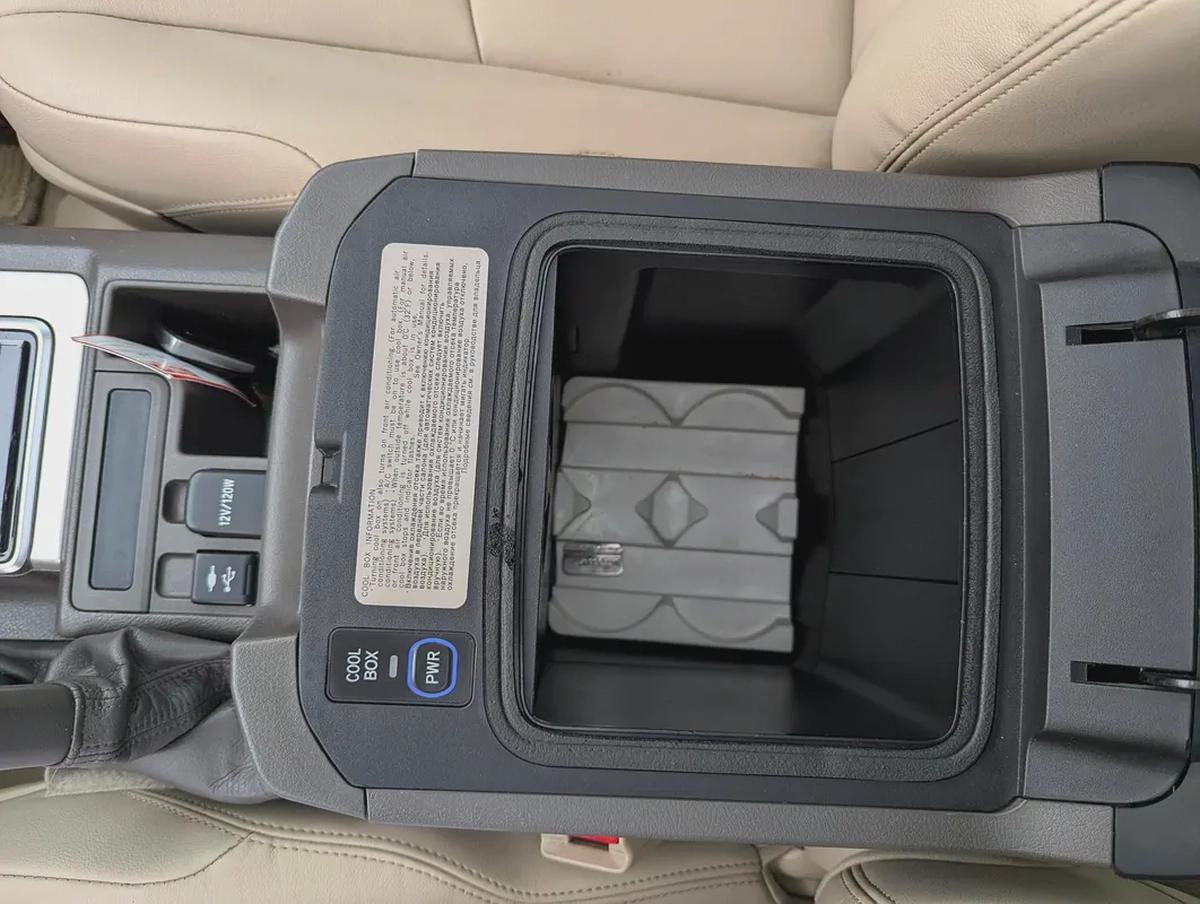 Toyota Prado VXR 2018 Full Option-V6 4.0L - GCC Specs - Well Maintained-9-9
