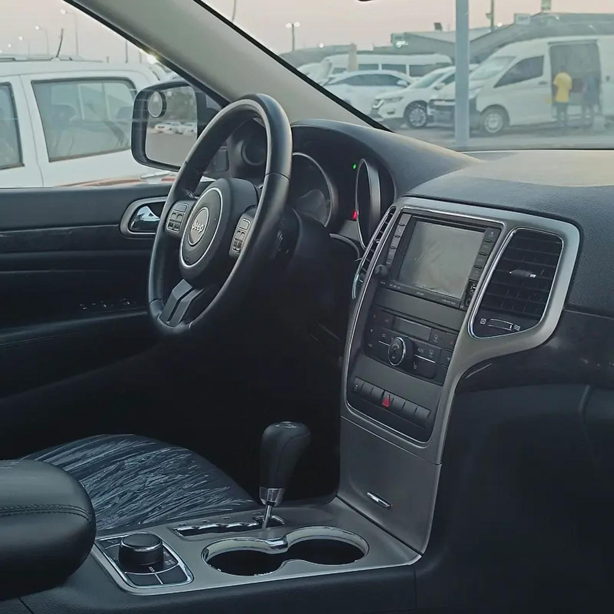 Jeep Grand Cherokee 2011 GCC Specs-8-8