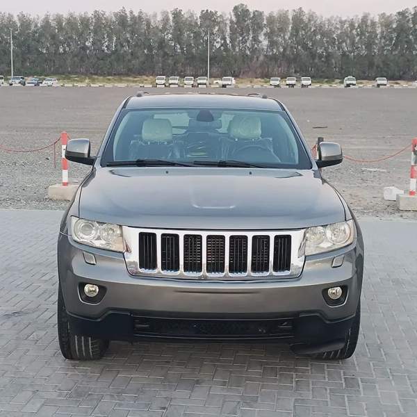 Jeep Grand Cherokee 2011 GCC Specs