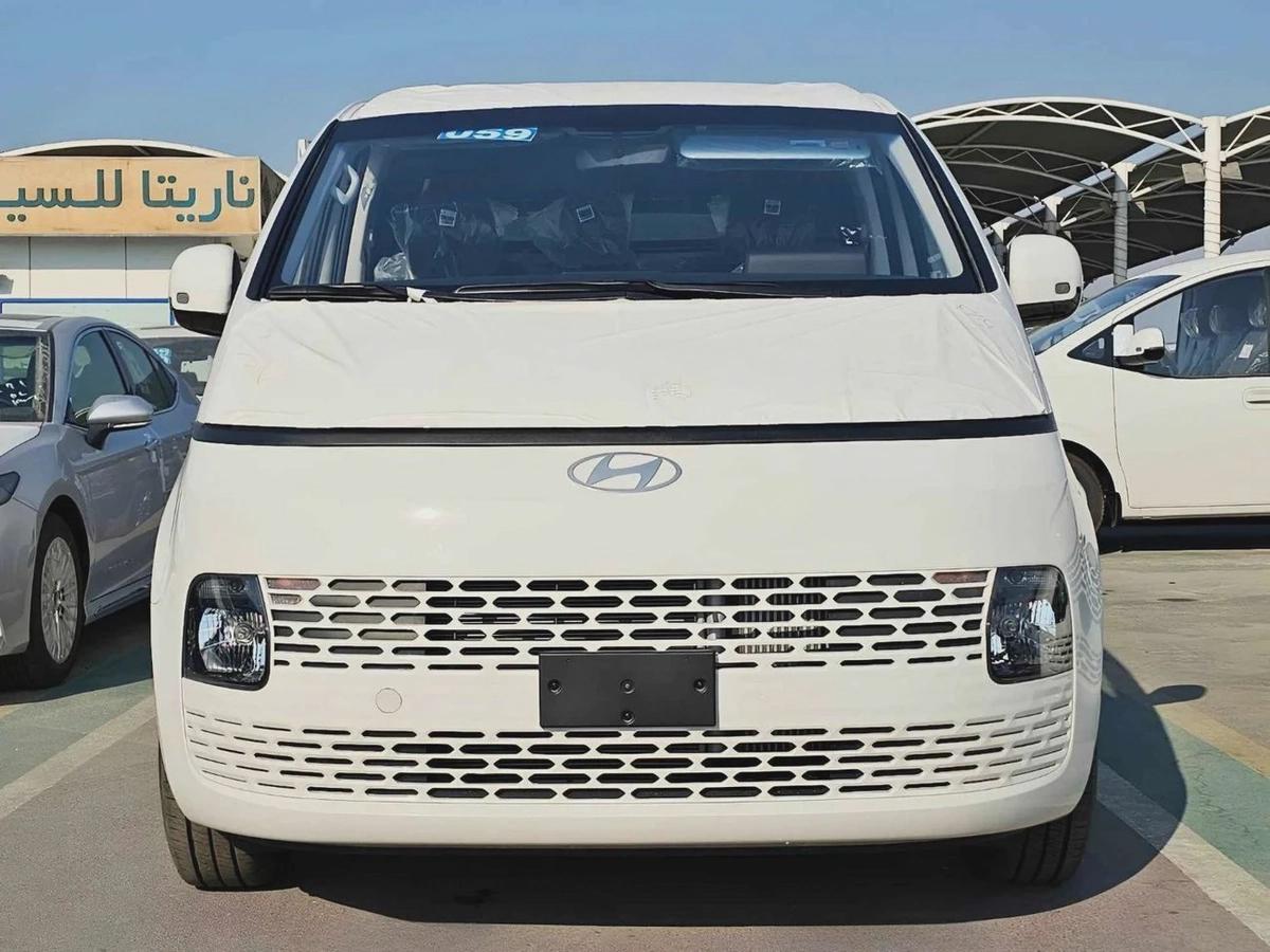 Hyundai Staria CARGO / 2.2L V4 DIESEL / MANUAL GEAR BOX / 2 STR (CODE # STCD)-0-0