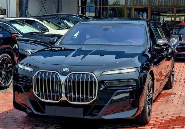 BMW 740i M Sport Warranty & Service 2026 GCC
