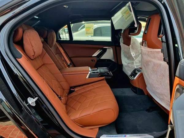 BMW 740i M Sport Warranty & Service 2026 GCC