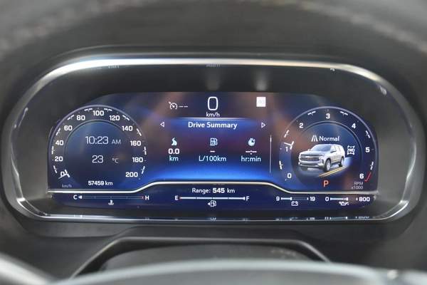 CHEVROLET SUBURBAN LT 6 SEATS 2022 | WHITE