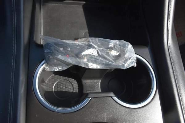 CHEVROLET SUBURBAN LT 6 SEATS 2022 | WHITE