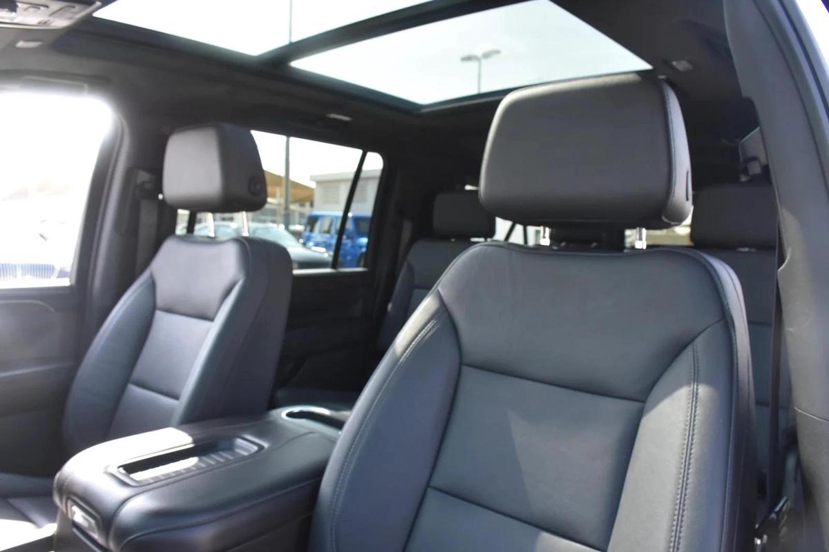 CHEVROLET SUBURBAN LT 6 SEATS 2022 | WHITE-7-7