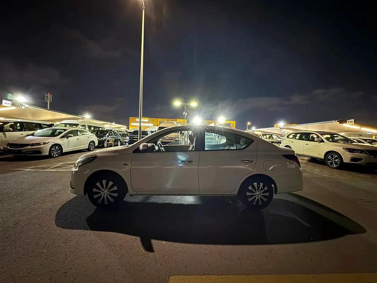 2023 Nissan Sunny SE - GCC Specs - Excellent Condition-9-9