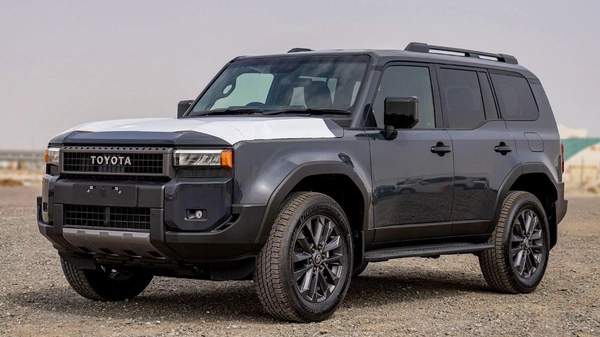 Toyota Prado Adventure Mono Tone 2.4T