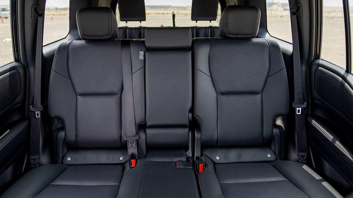 Toyota Prado Adventure Mono Tone 2.4T-14-14