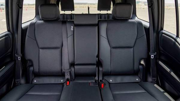 Toyota Prado Adventure Mono Tone 2.4T