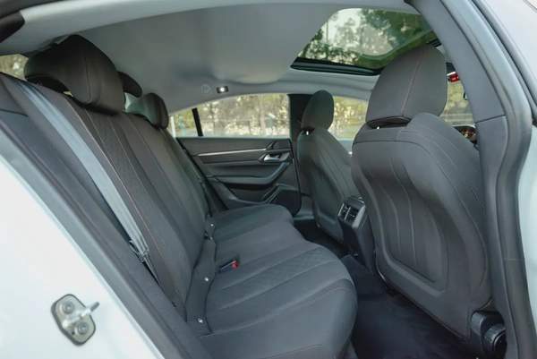 AED 703/Month | 508 Allure | Free Warranty | GCC Specs | REF#P00959