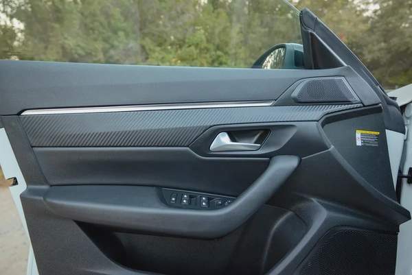 AED 703/Month | 508 Allure | Free Warranty | GCC Specs | REF#P00959